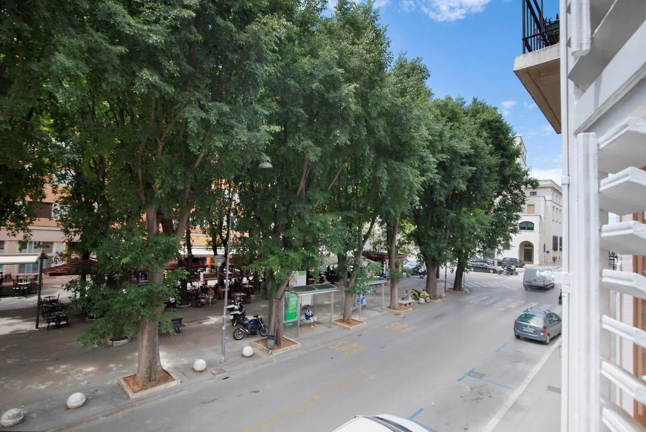 פולה Deluxe Rooms And Apartments Korzo קרואטיה