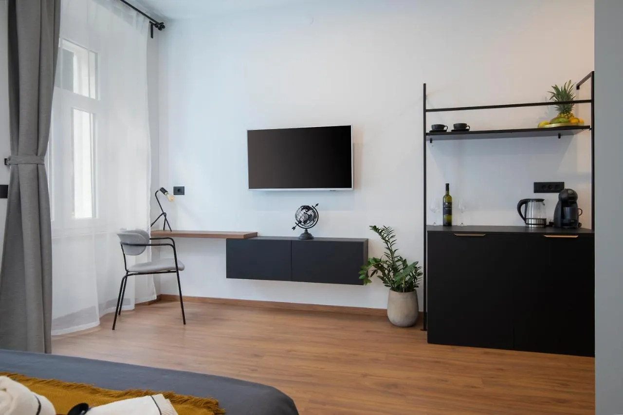 פולה Deluxe Rooms And Apartments Korzo